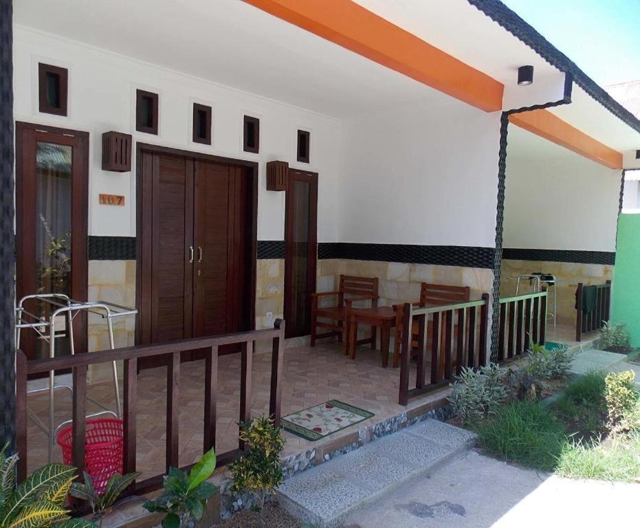 Five Time Home Stay Gili Air Eksteriør bilde