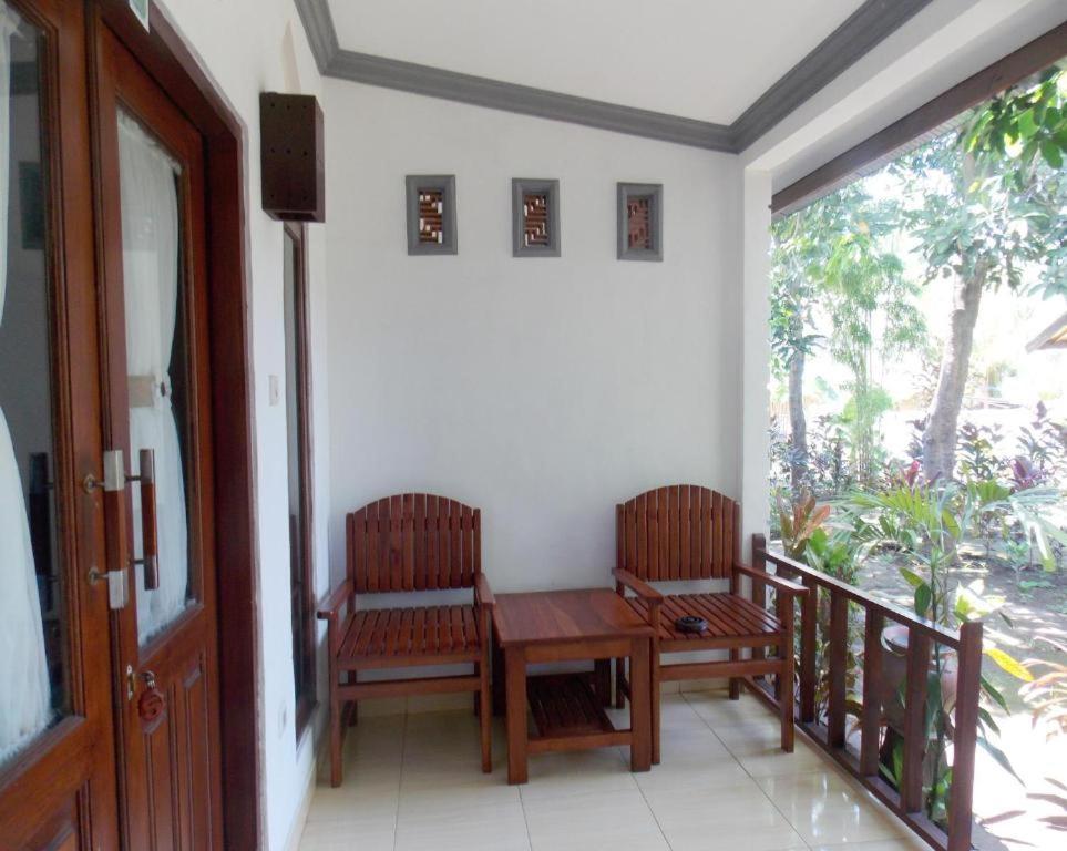 Five Time Home Stay Gili Air Eksteriør bilde