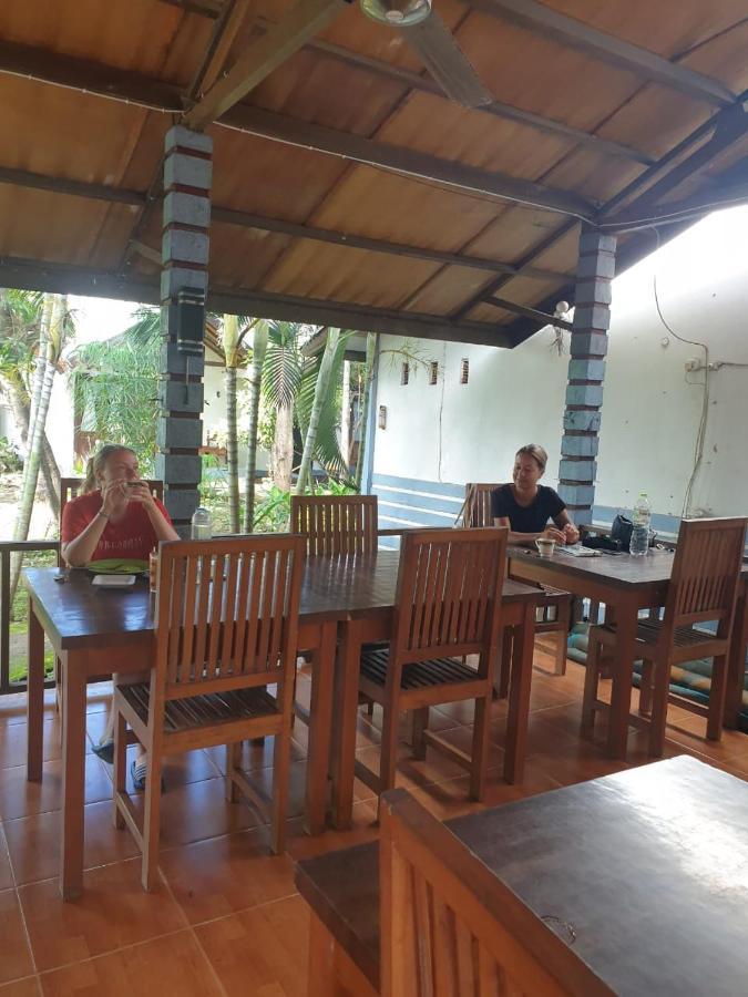 Five Time Home Stay Gili Air Eksteriør bilde